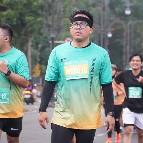 Race photo from BAUR RUN 2025