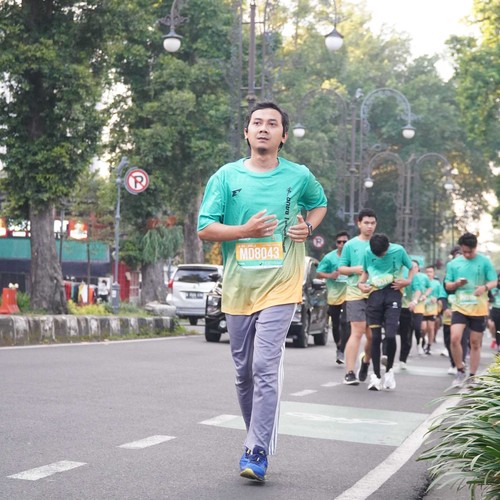 Race photo from BAUR RUN 2025