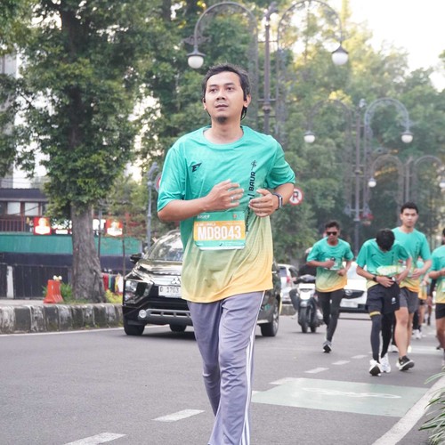Race photo from BAUR RUN 2025