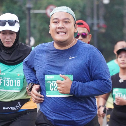 Race photo from BAUR RUN 2025