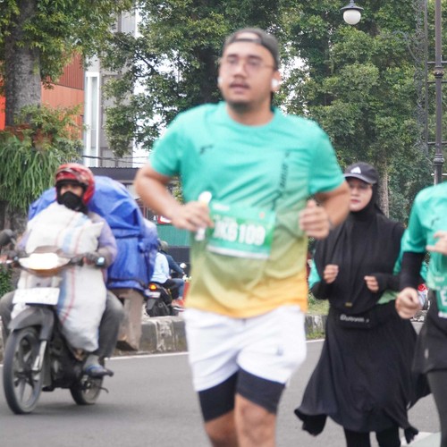 Race photo from BAUR RUN 2025
