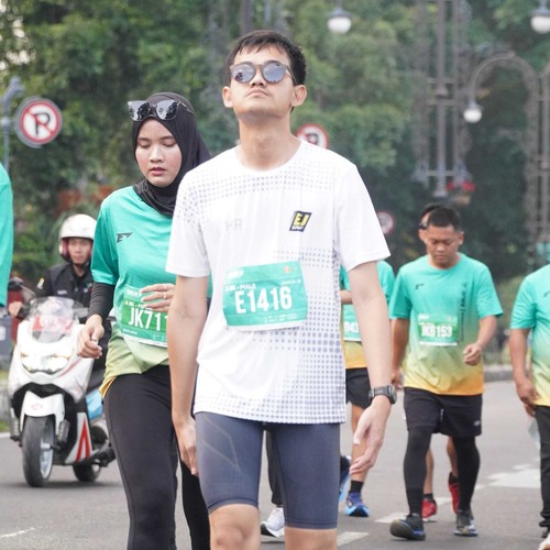 Race photo from BAUR RUN 2025