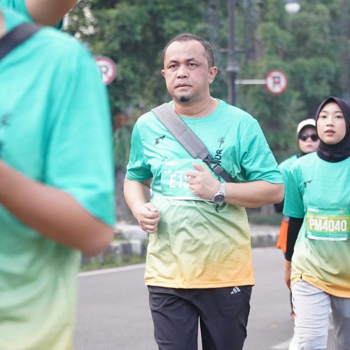 Race photo from BAUR RUN 2025