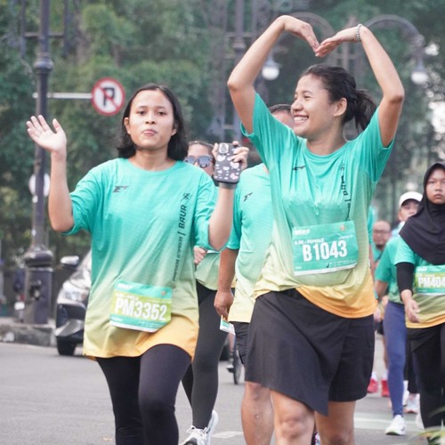 Race photo from BAUR RUN 2025
