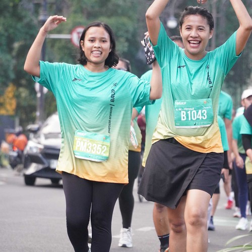 Race photo from BAUR RUN 2025