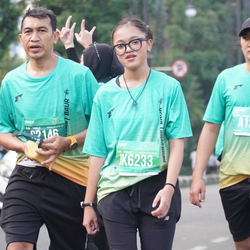 Race photo from BAUR RUN 2025