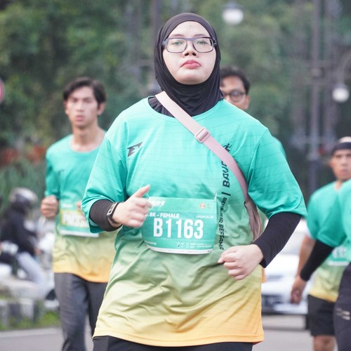 Race photo from BAUR RUN 2025