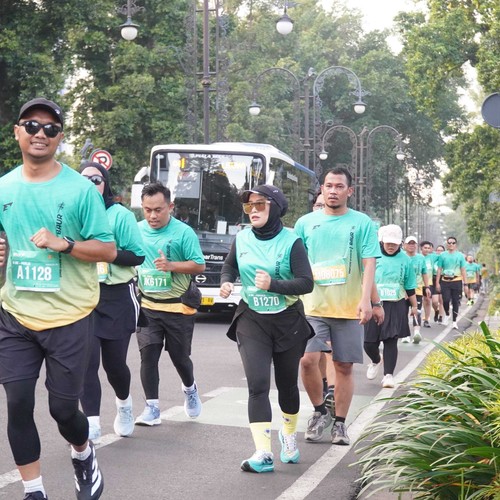 Race photo from BAUR RUN 2025