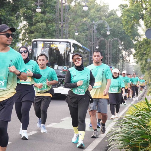 Race photo from BAUR RUN 2025