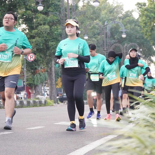 Race photo from BAUR RUN 2025