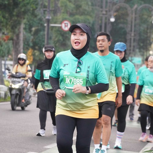 Race photo from BAUR RUN 2025