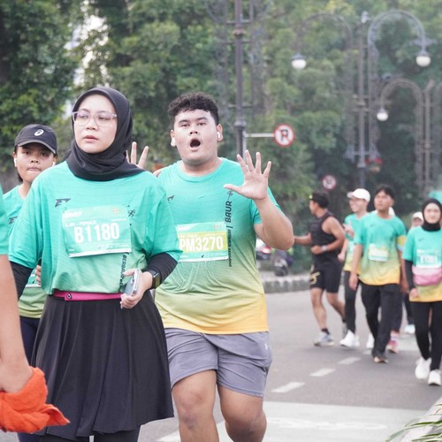 Race photo from BAUR RUN 2025