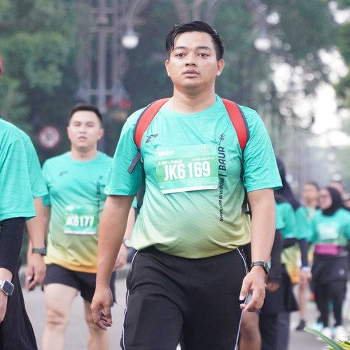 Race photo from BAUR RUN 2025