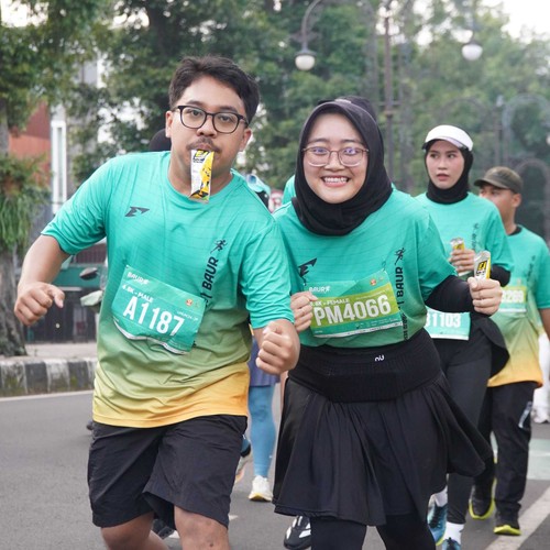 Race photo from BAUR RUN 2025
