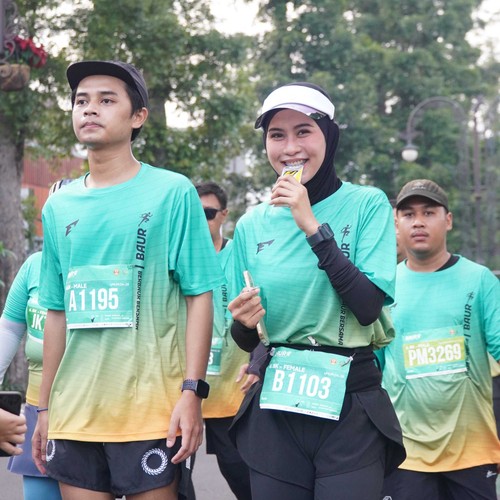 Race photo from BAUR RUN 2025