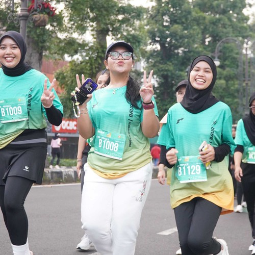 Race photo from BAUR RUN 2025