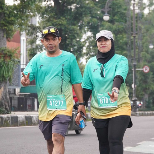 Race photo from BAUR RUN 2025