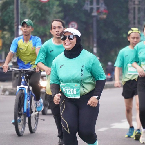 Race photo from BAUR RUN 2025