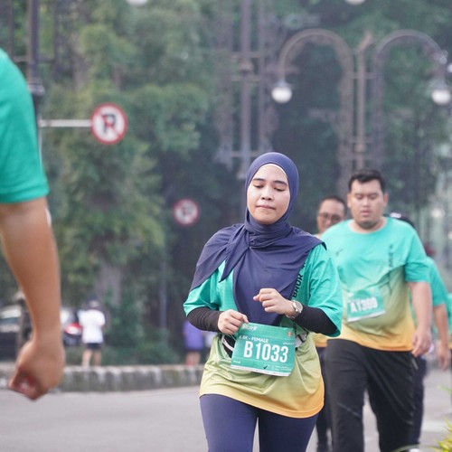 Race photo from BAUR RUN 2025