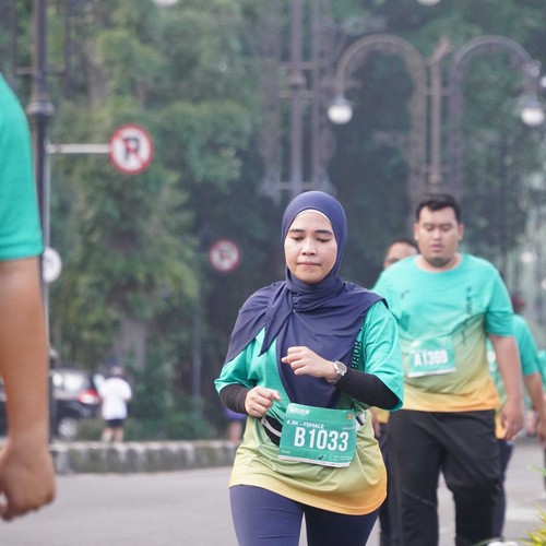 Race photo from BAUR RUN 2025