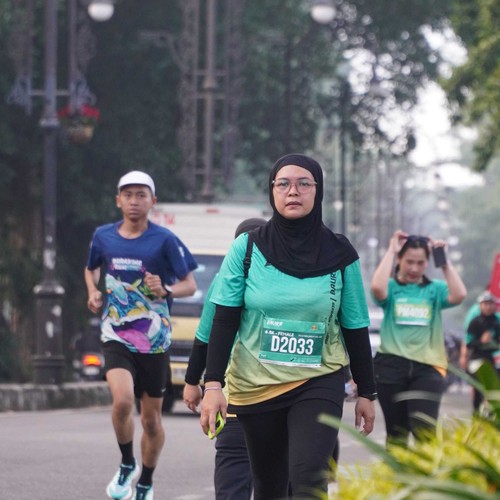 Race photo from BAUR RUN 2025