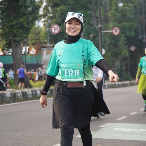 Race photo from BAUR RUN 2025