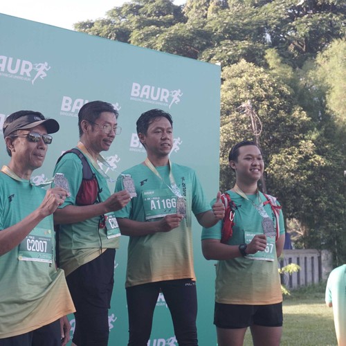 Race photo from BAUR RUN 2025