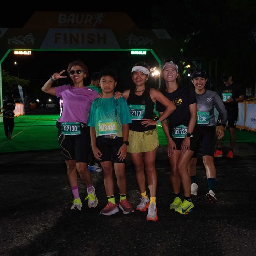 Race photo from BAUR RUN 2025
