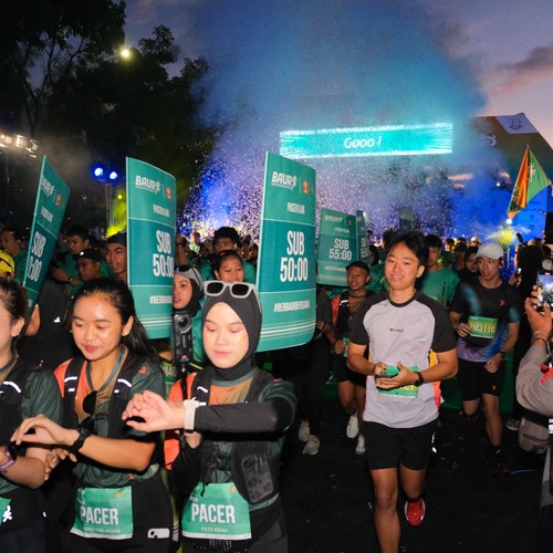 Race photo from BAUR RUN 2025
