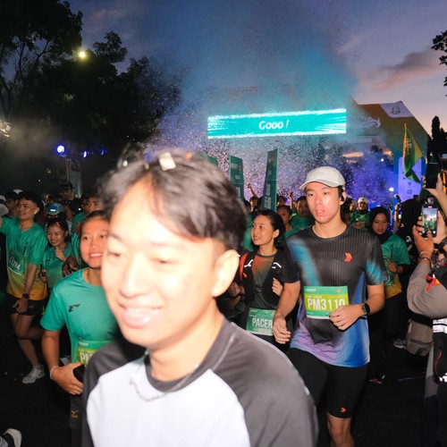 Race photo from BAUR RUN 2025