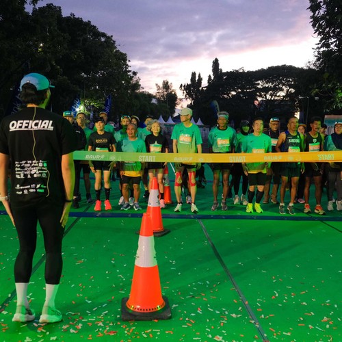 Race photo from BAUR RUN 2025