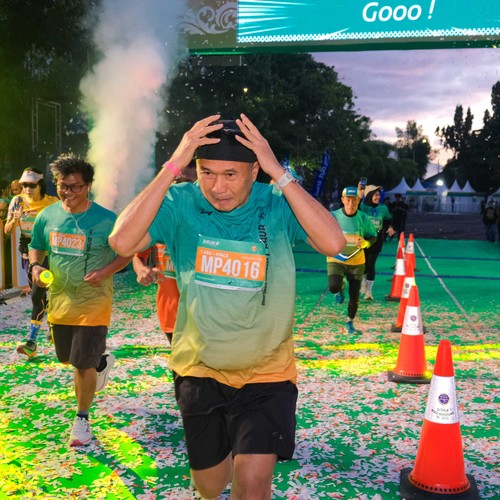 Race photo from BAUR RUN 2025