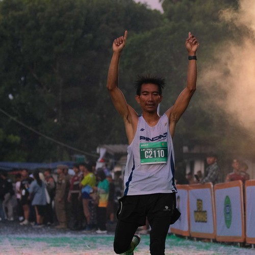 Race photo from BAUR RUN 2025