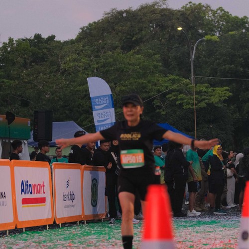 Race photo from BAUR RUN 2025