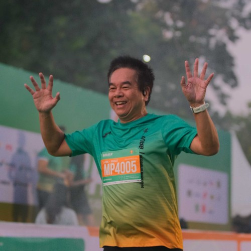 Race photo from BAUR RUN 2025
