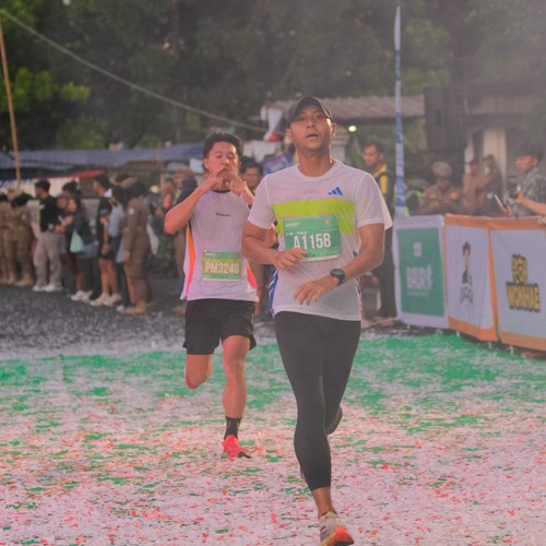 Race photo from BAUR RUN 2025