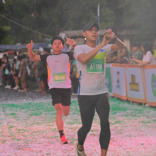 Race photo from BAUR RUN 2025