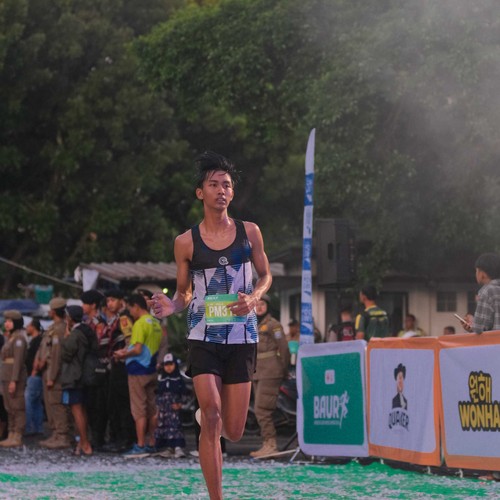 Race photo from BAUR RUN 2025