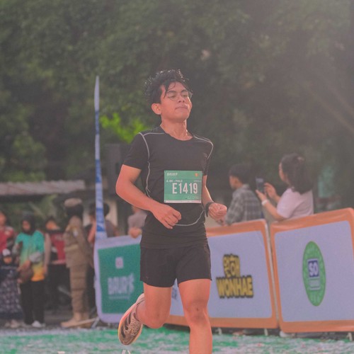 Race photo from BAUR RUN 2025