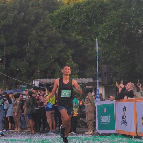 Race photo from BAUR RUN 2025