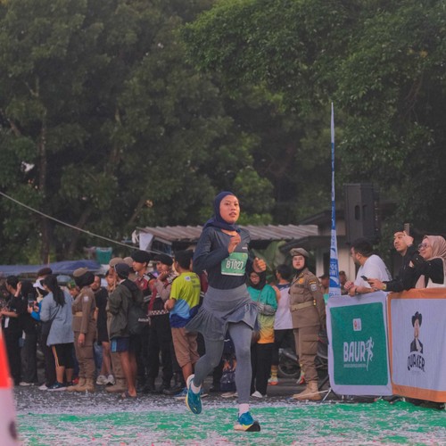Race photo from BAUR RUN 2025
