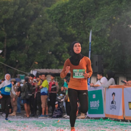 Race photo from BAUR RUN 2025