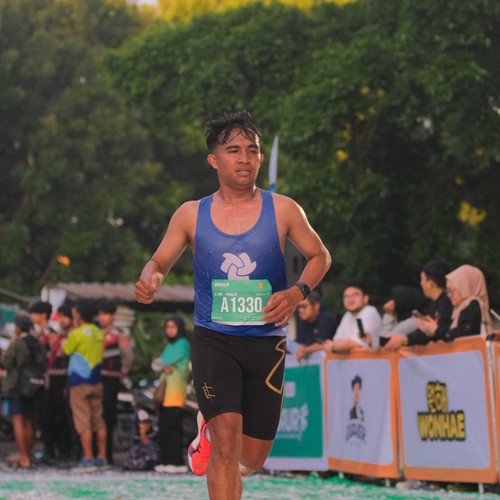 Race photo from BAUR RUN 2025