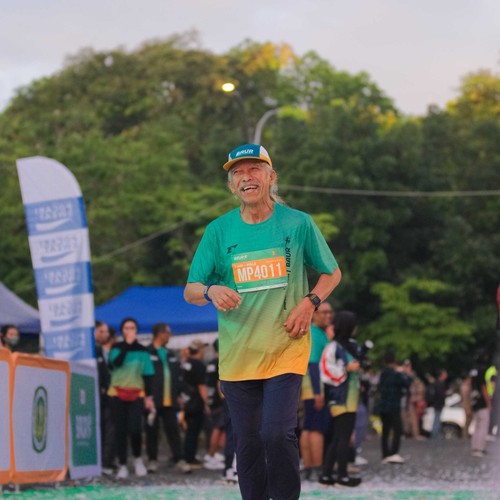 Race photo from BAUR RUN 2025