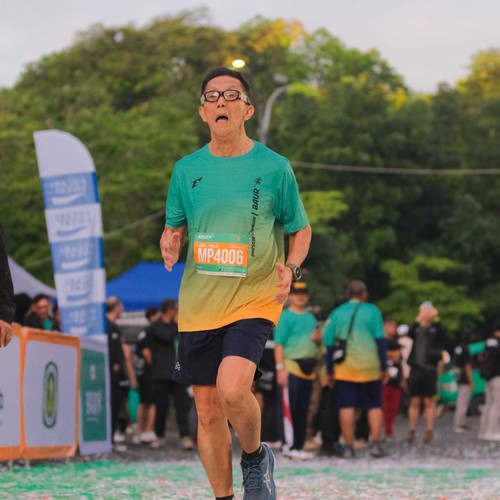 Race photo from BAUR RUN 2025