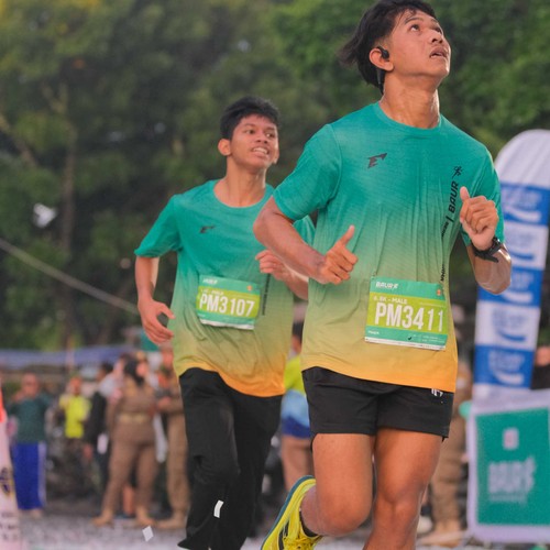Race photo from BAUR RUN 2025