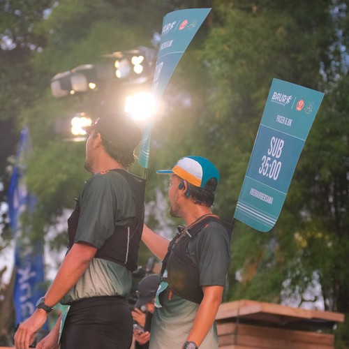 Race photo from BAUR RUN 2025