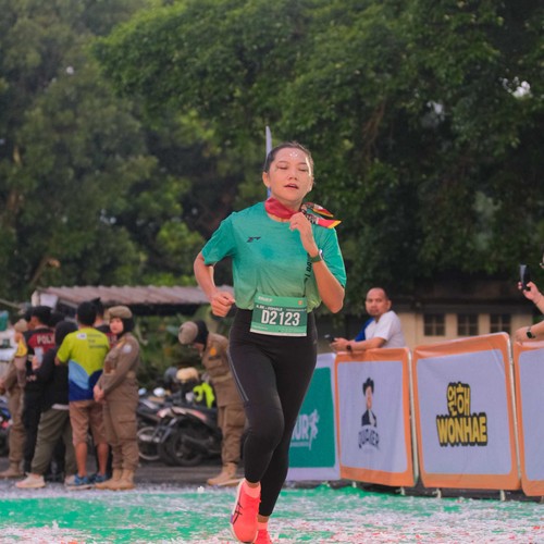 Race photo from BAUR RUN 2025
