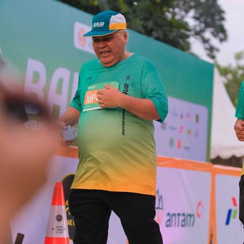 Race photo from BAUR RUN 2025