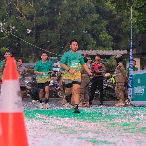 Race photo from BAUR RUN 2025